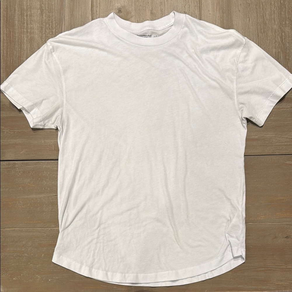 Abercrombie & Fitch Men's Relaxed Curved Hem T-Shirt